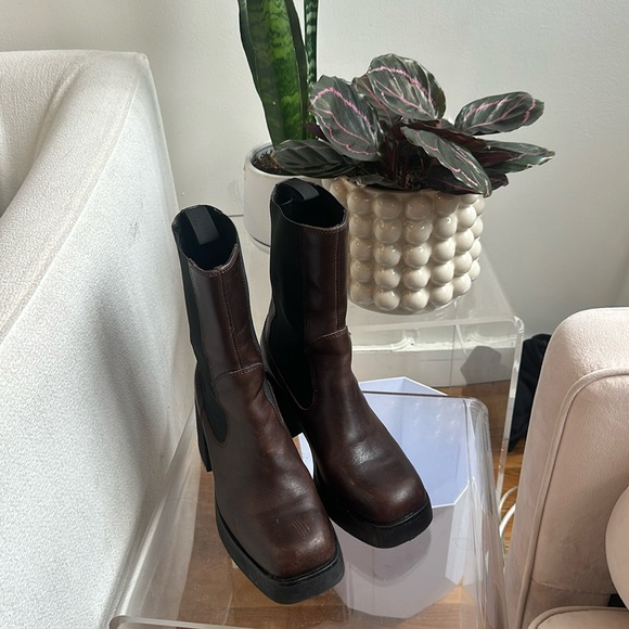 Vagabond Chelsea boots - Picture 2 of 5